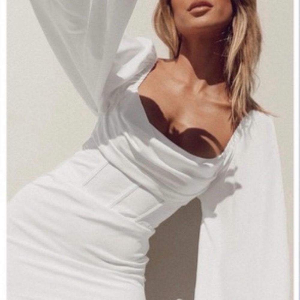 Princess Polly lilli white Satin mini Dress long sleeve size 2